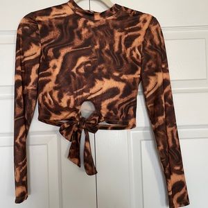 Shein multi color top that ties at the bottom.